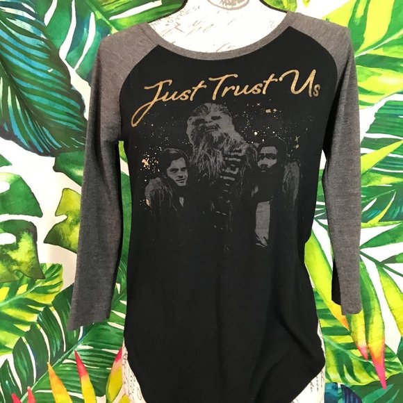 Euc $24 Star Wars Juniors Small Black Grey 3/4 Sleeve Chewie Graphic T Shirt - Picture 1 of 6